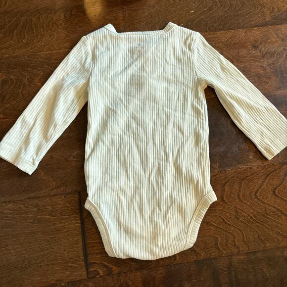 Cat and Jack Boys 6-9 Months Henley Bodysuit Cream Modal Ribbed Long Sleeve - Picture 4 of 5